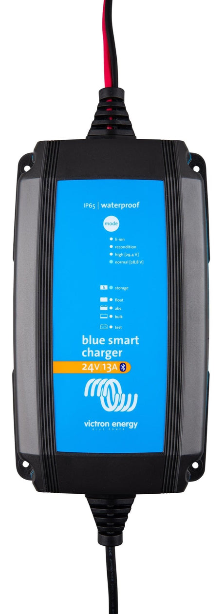 Batterieladegerät VICTRON Blue Smart IP65 24/13 24V, 13 A - SEV